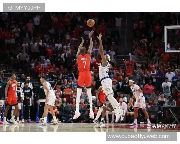 火箭与船火之战最后时刻失误频出篮板争夺成胜负关键